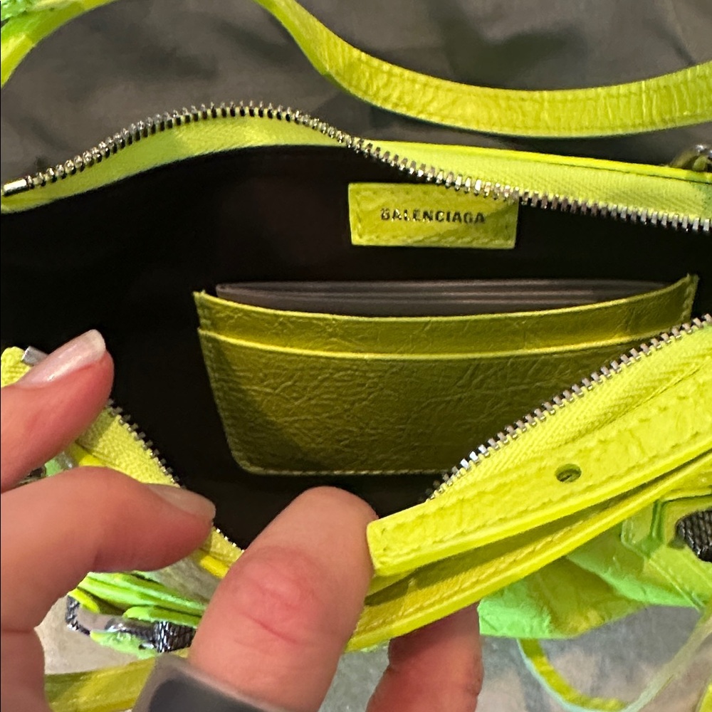 Authentic Balenciaga Le Cagole Chain Shoulder Bag XS/Mini Fluo Yello - Picture 7 of 7